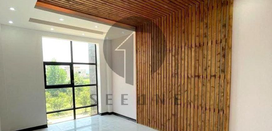 فروش ویلا نما مدرن در شمال سعادت آباد