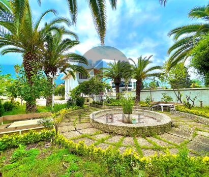 فروش باغ ویلا ساحلی به قیمت نوشهر