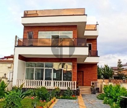 فروش ویلا با چشم انداز ابدی در چلندر
