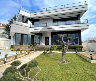 خرید ویلا استخردار نجارده