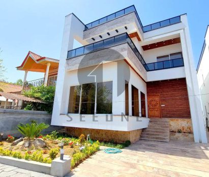 فروش ویلا مدرن استخردار در رویان