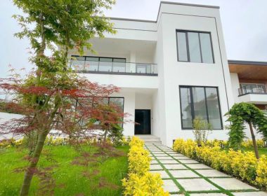 خرید ویلا مدرن استخردار در رویان نارنج بن