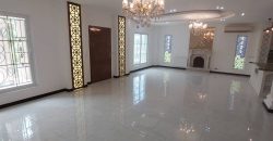 فروش ویلا لوکس استخردار در سعادت آباد