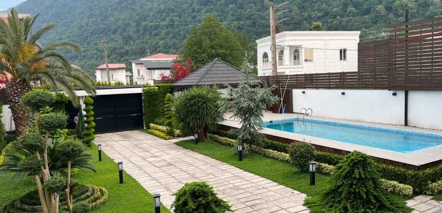 خرید باغ ویلا استخردار زیبا در نجارده