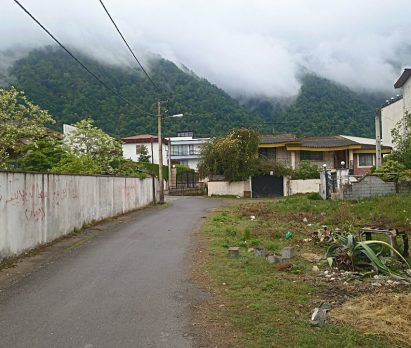 خرید زمین سنددار رو به جنگل در چلک