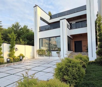 خرید ویلا خوش ساخت و مدرن در چلک