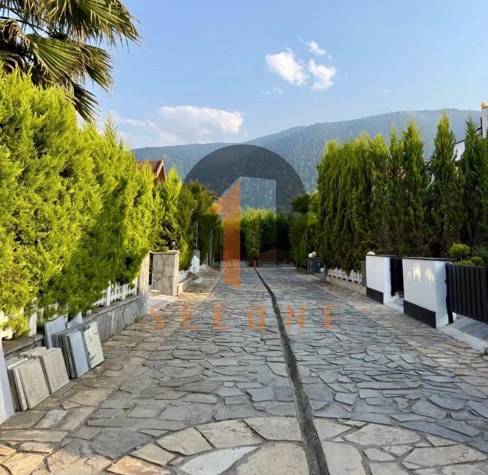 خرید ویلا استخردار مدرن در چلندر