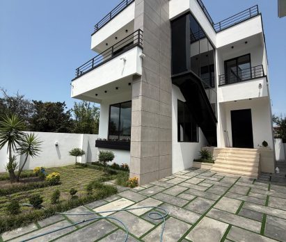 خرید ویلا استخردار شمالی جنوبی رویان