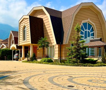 خرید ویلا کلاسیک در شهرک برند دهکده سبز