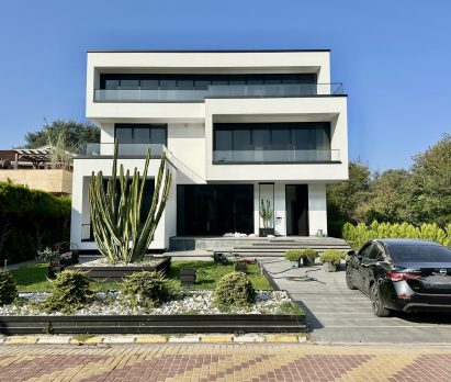 خرید ویلا مدرن با اسانسور در شهرک برند ونوش